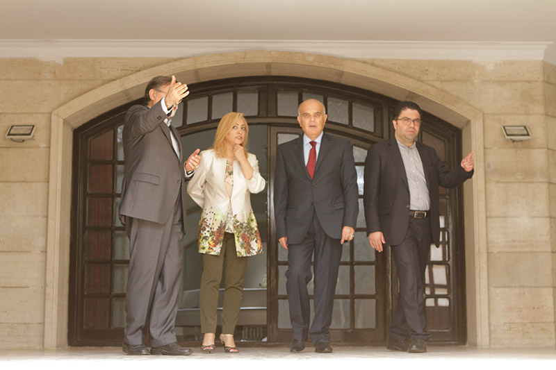 علی پیرهانی