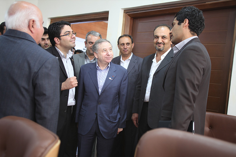 علی پیرهانی